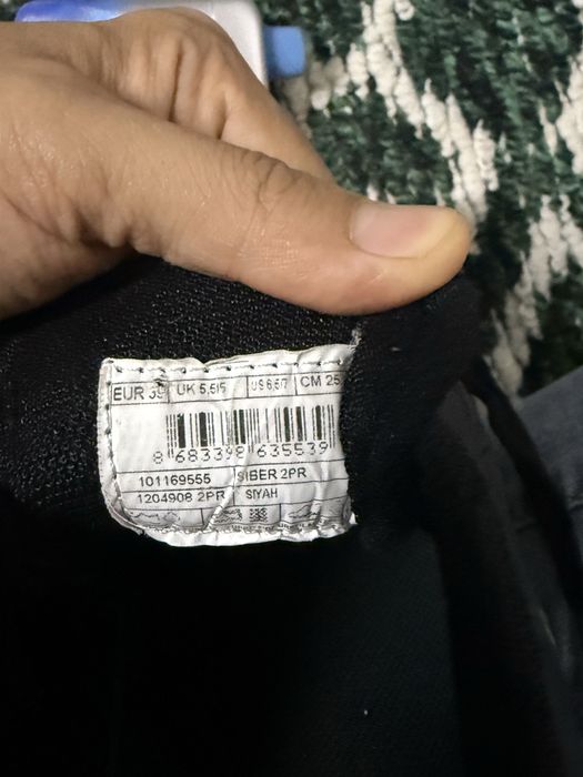 Срочно сотилади бренд оек кийимлар 39 размер