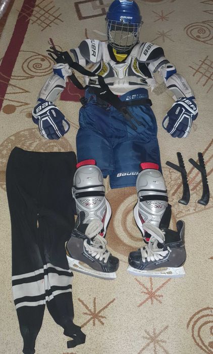 Продам Комплект хоккейной экипировки 8-11лет