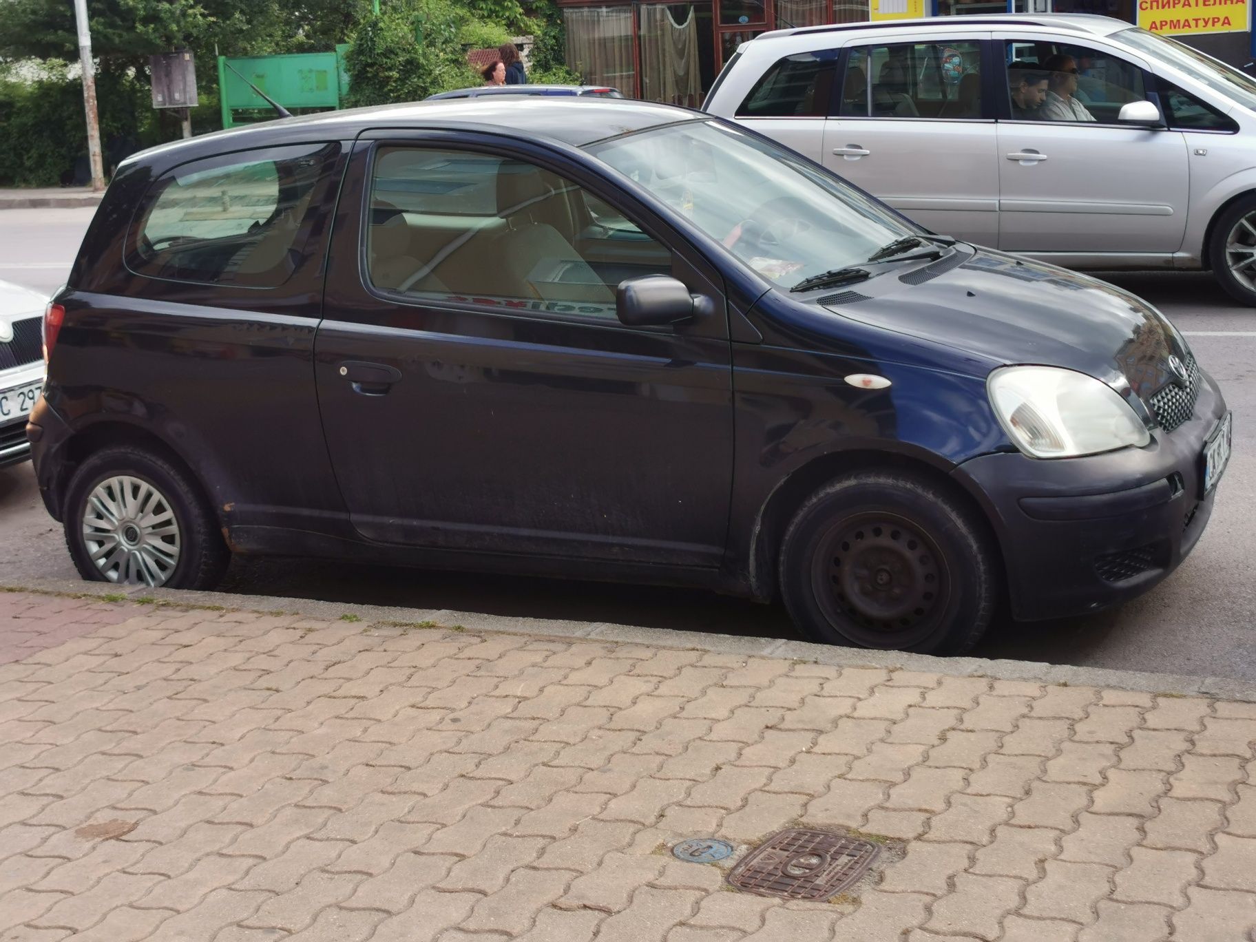 Toyota Yaris hatchback, CLiMA - 1.0 бензин