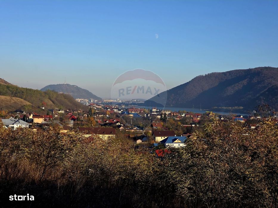 Teren 6,874mp Alexandru cel Bun / Strada plopusor