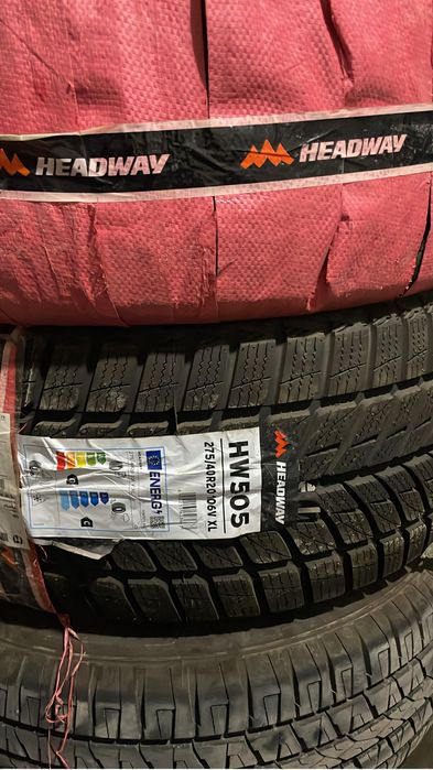 275/40/20 покришка 2шт новый