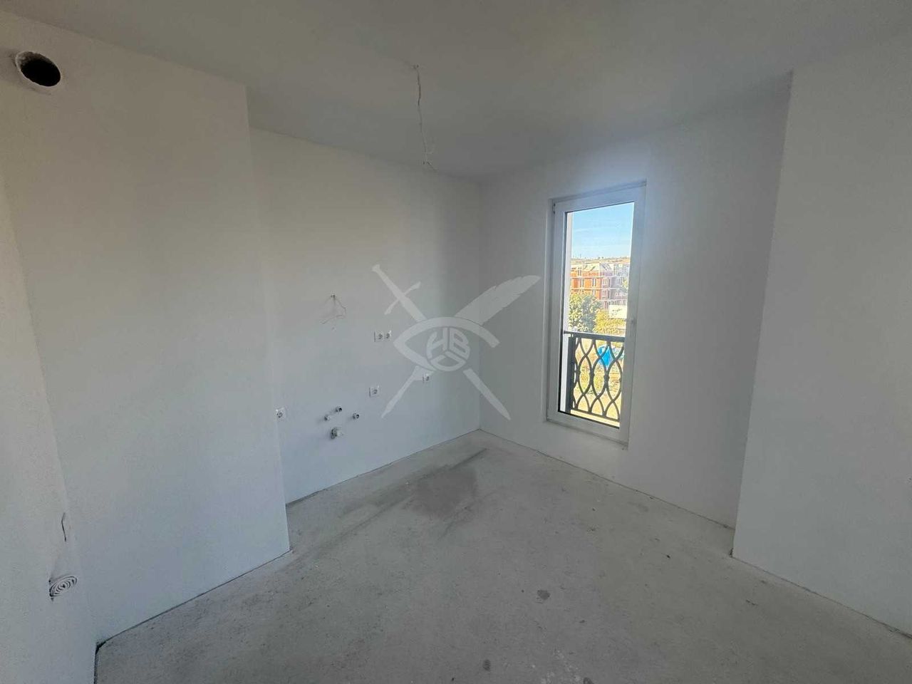 Продава се Едностаен апартамент в Созопол - 35 кв.м за 1315 €/кв.м - Снимка #1