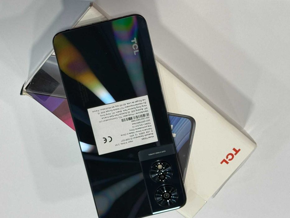 TCL 505 – 128GB / 8GB RAM