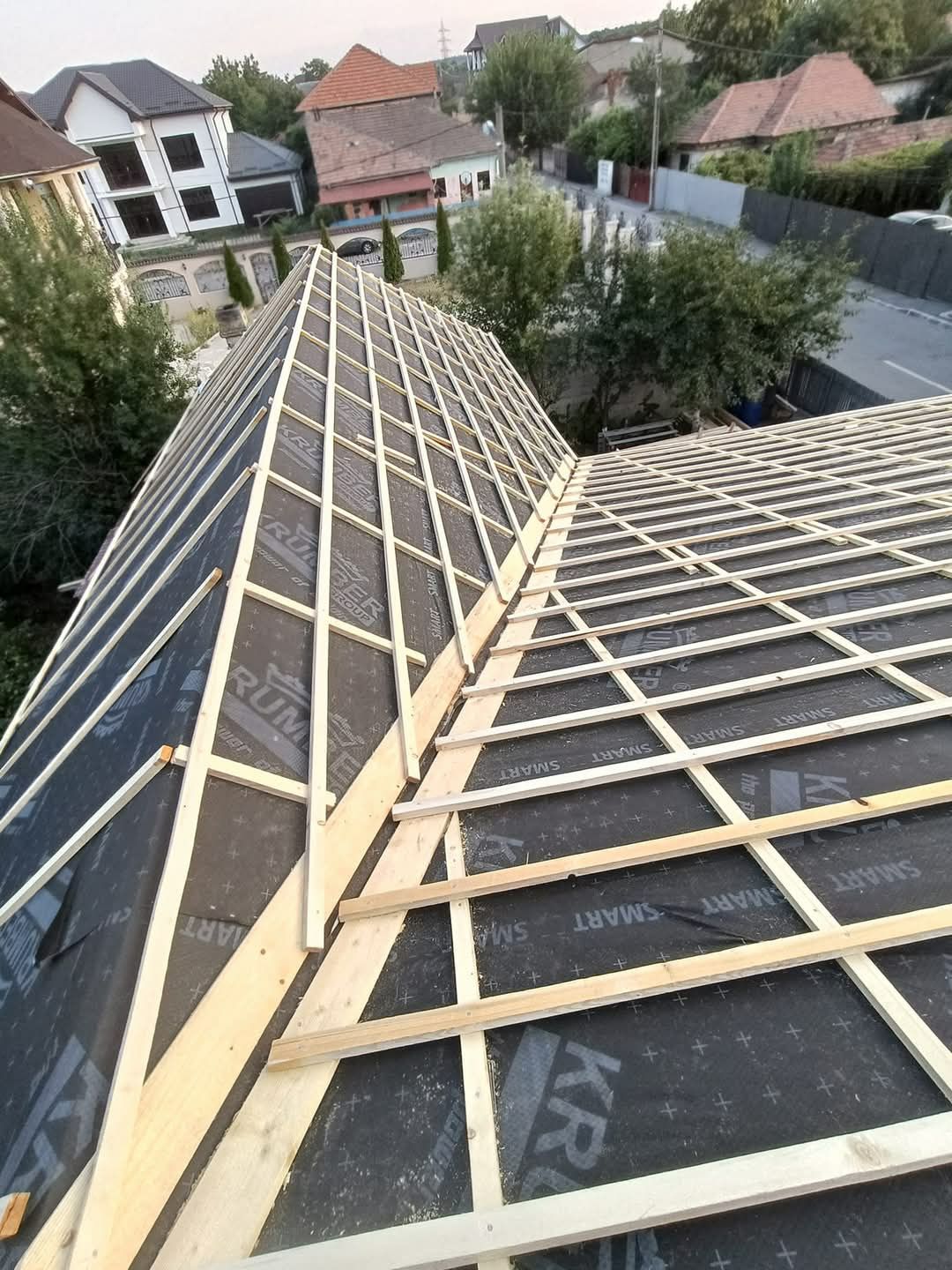 Reparații acoperișuri dulgherie mansarde terase
