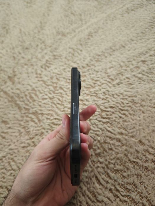 iPhone 16 pro 128 black