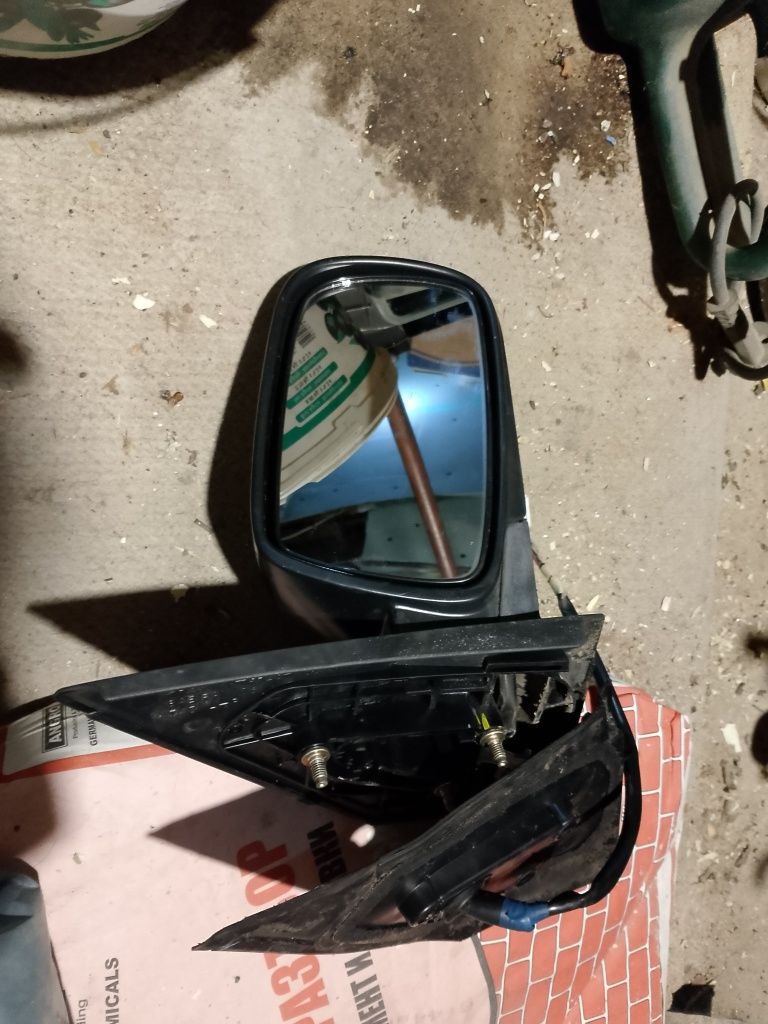 Части за Toyota Yaris 2001