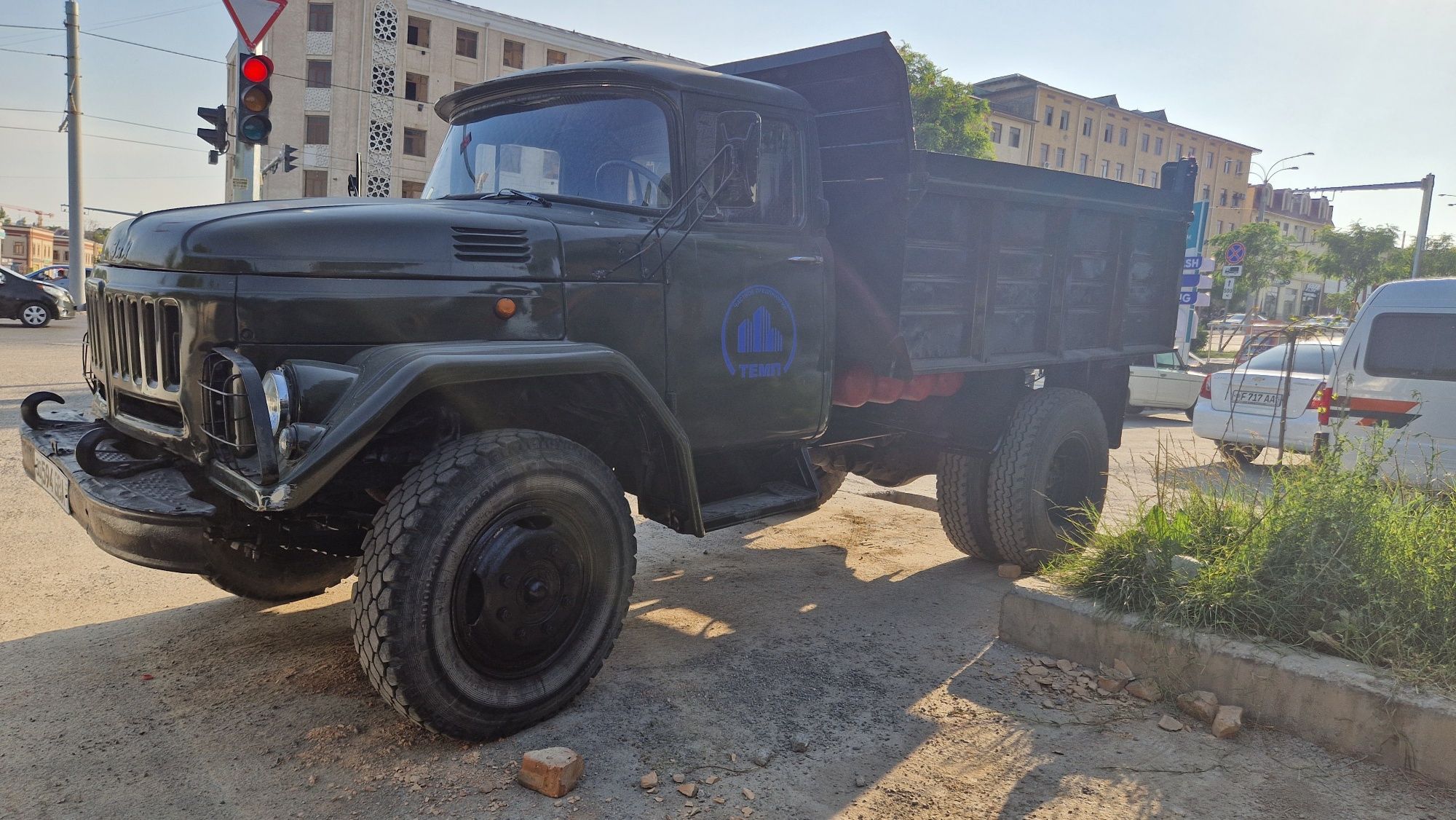 Зиль самосвал 1991