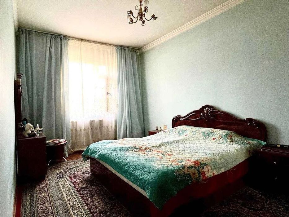 квартира 
Чиланзар Ц-квартал.

Банковский дом