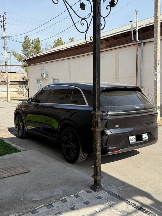 Lixiang 6 max Сотилади