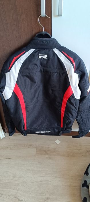 Мото екипи от две части и текстилни якета