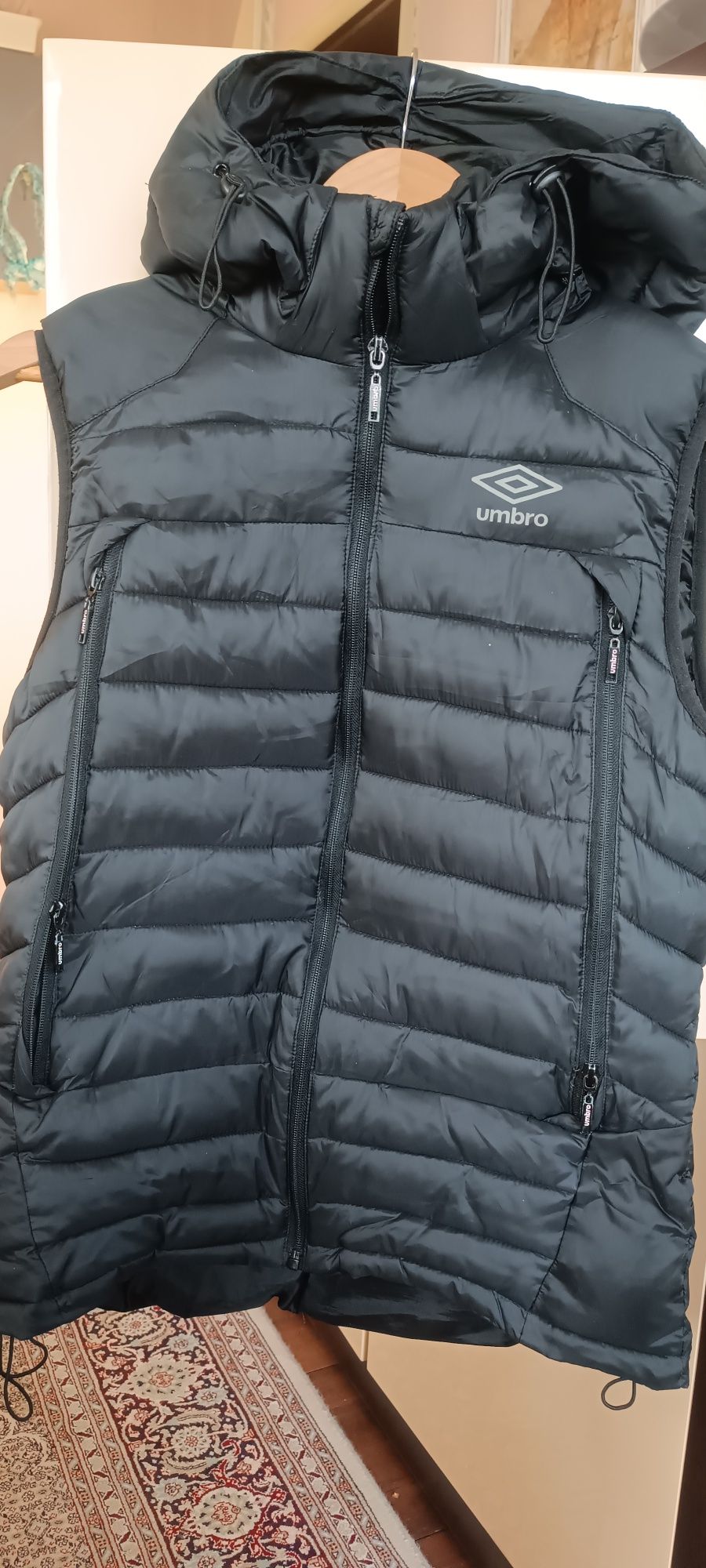 Елек без ръкави/Грейка Umbro
