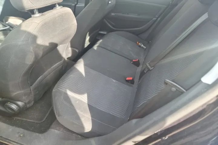 haion bara spate pompa abs cablu frana de mana toba intermediara finala carcasa filtru aer carcasa filtru motorina peugeot 308  T9 2015 motor 1.6hdi  120CP  cod BHZ dezmembrez dezmembrari