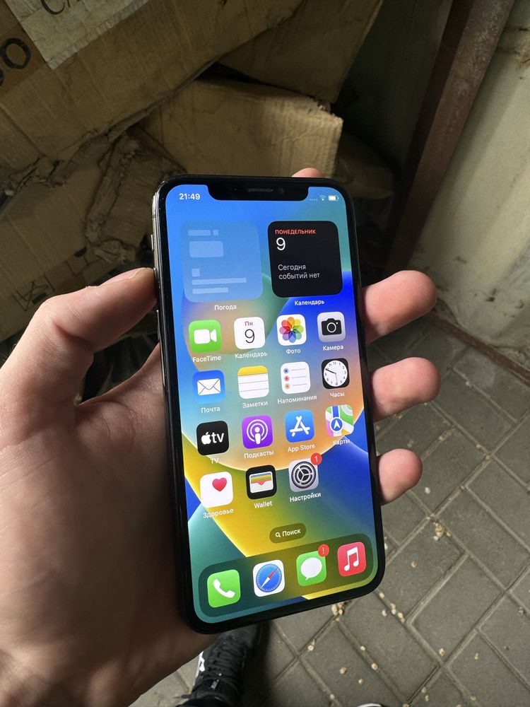 Продам Айфон 10X
