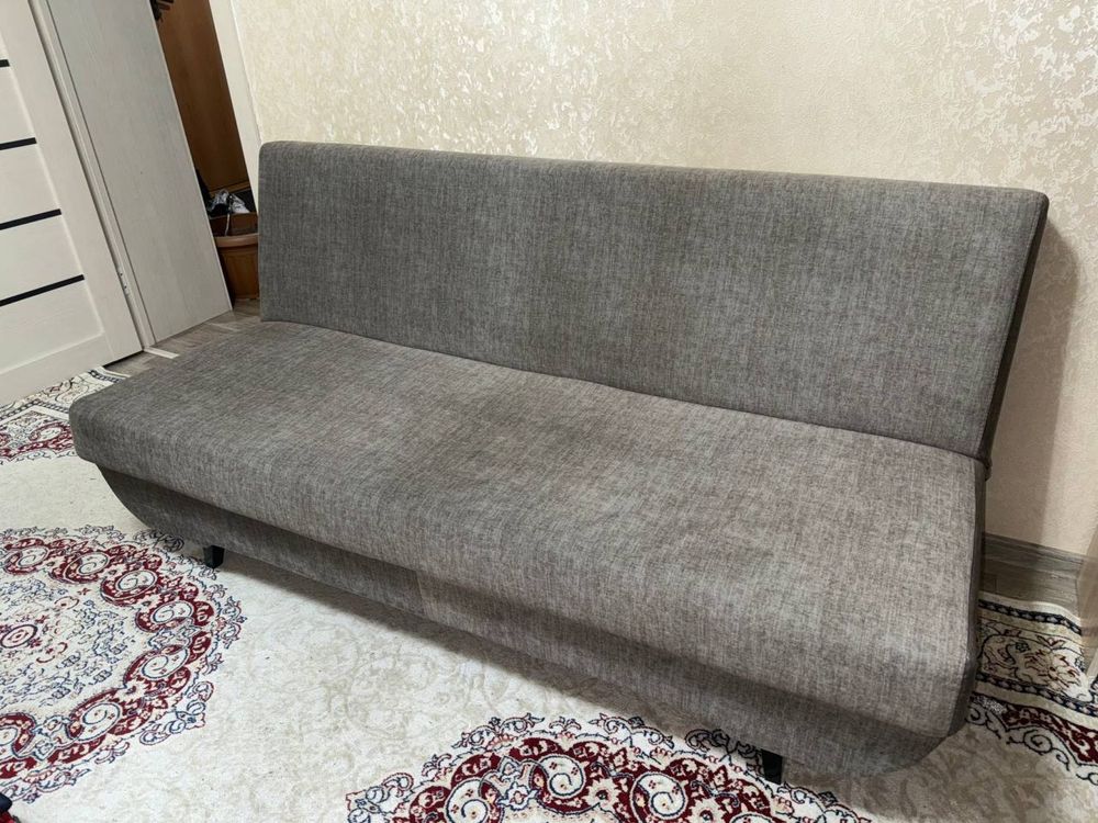 Диван, в хорошем состояни