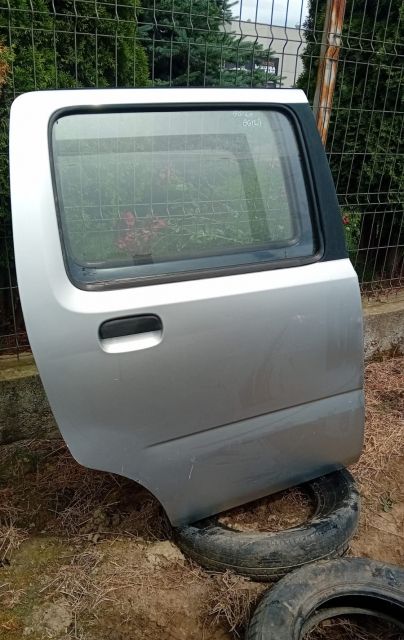 Usa dreapta spate Mici zgarieturi Portiera fara anexe Opel Agila prim