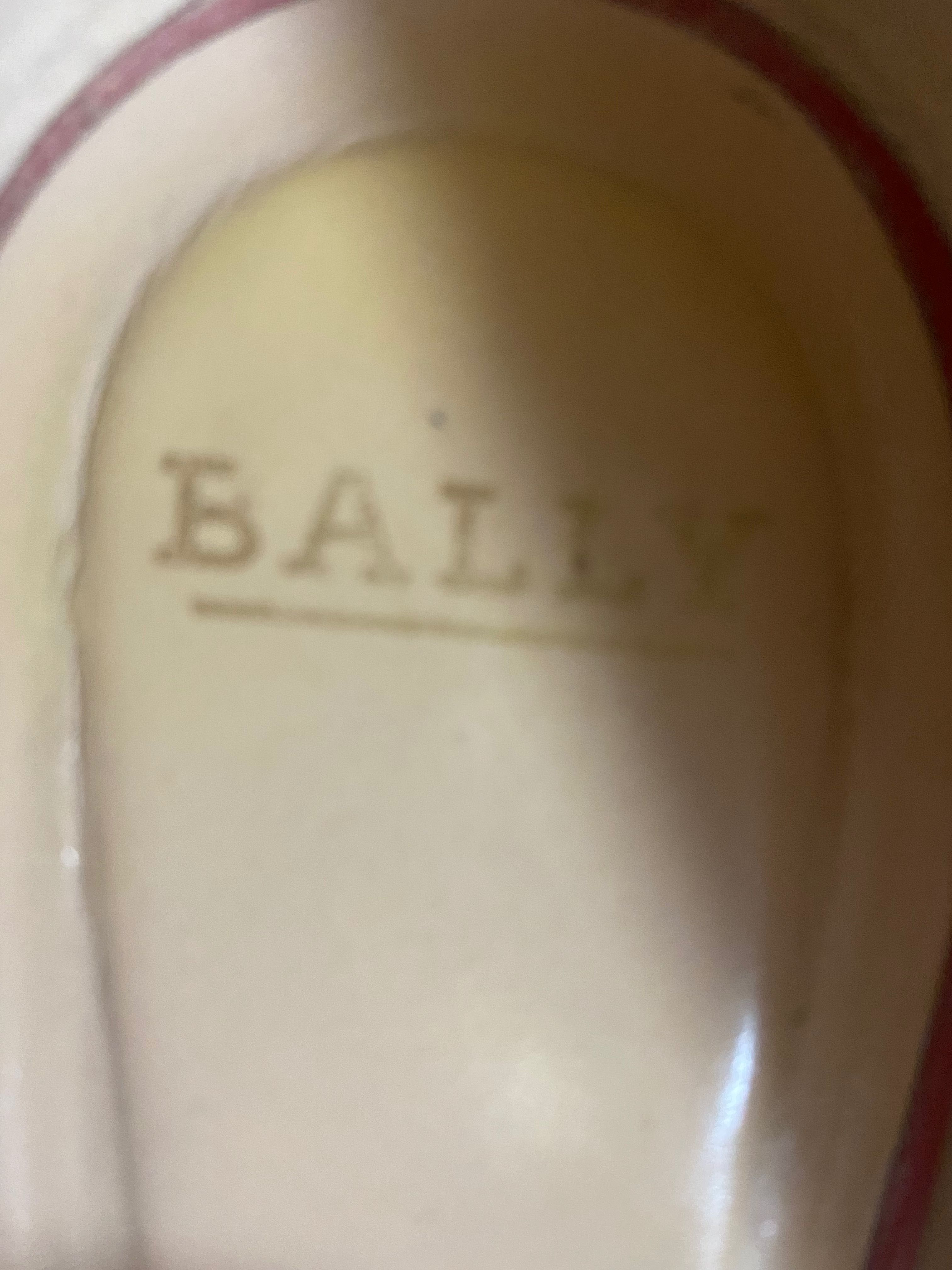 Туфли женские бренда Bally