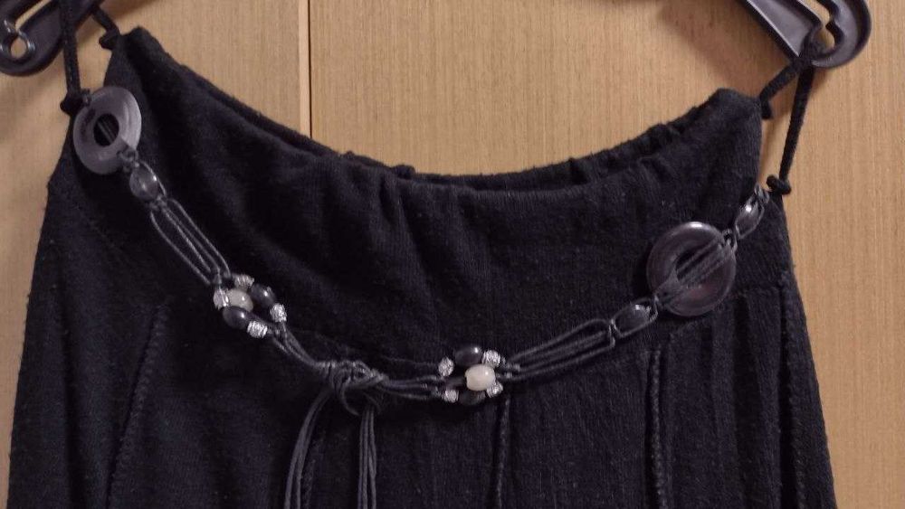 Дамски черни поли