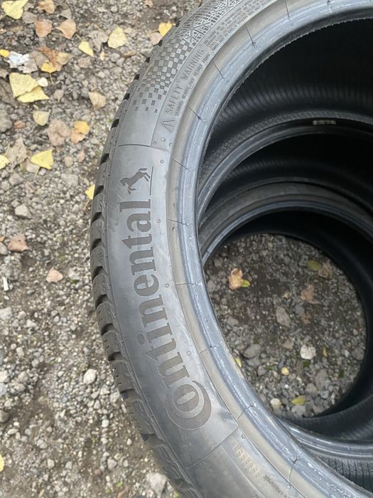 235/40/19 Continental 4бр 2022