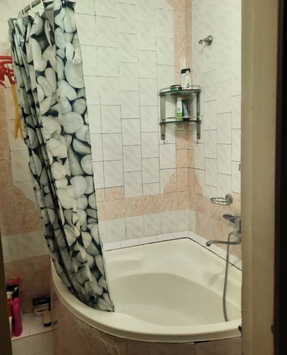 Аренда Чорсу евро ремонт йигитларга оилага кизларга