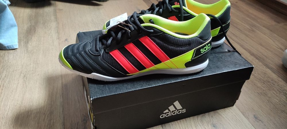 Футболни обувки Adidas Sala