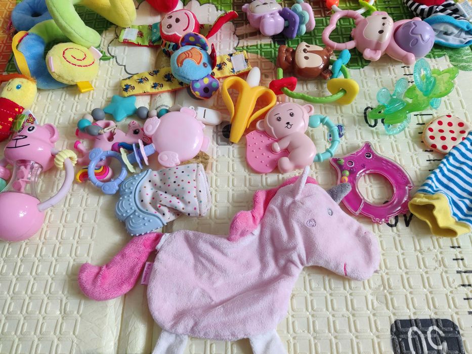 Lot jucării 0-6 luni