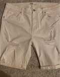 Pantaloni barbatesti