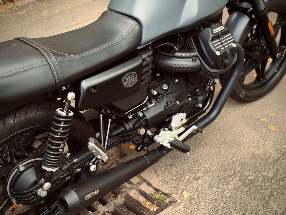 Moto Guzzi V7 III Stone 2019
