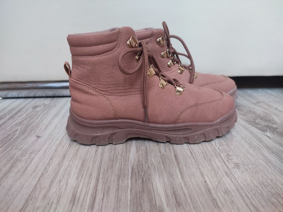 Лот дамски обувки 35 номер