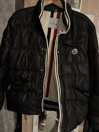 Geaca moncler la 160 lei