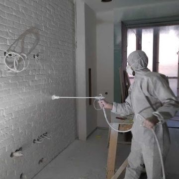 Покраска стен потолков