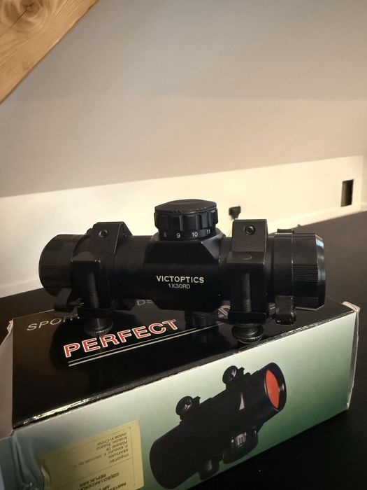 Red Dot Victoptics 1x30RD