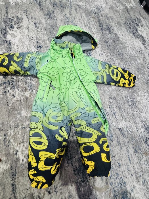 Продам демисезонные комбенизонв