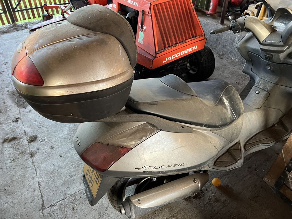 Scuter aprilia 200 cm