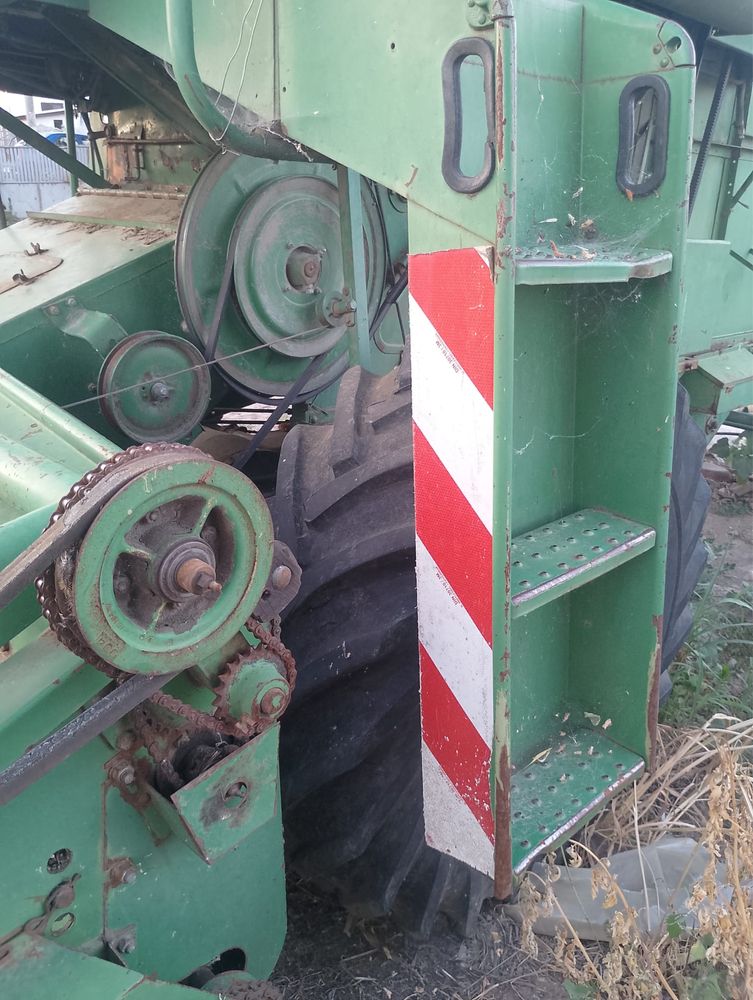 Glorie John Deere 330
