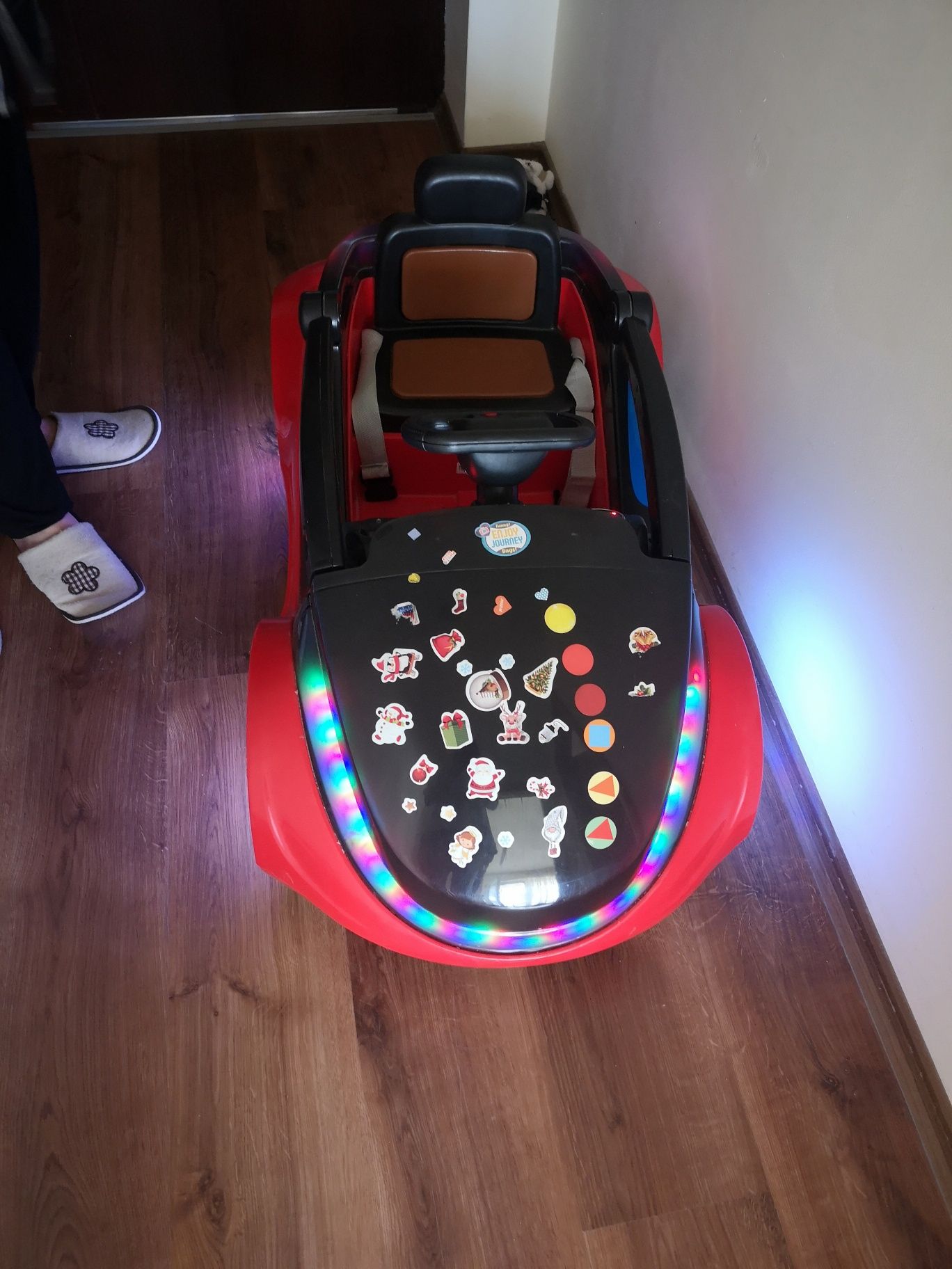 Детска кола с дистанционно управление