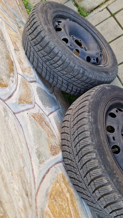 Джанти 15" 5х100  със зимни гуми 185 60 15 vw polo