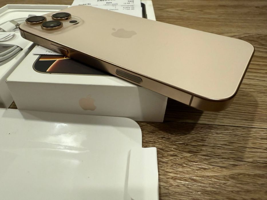 iPhone 16 PRO cu 99% Bateria