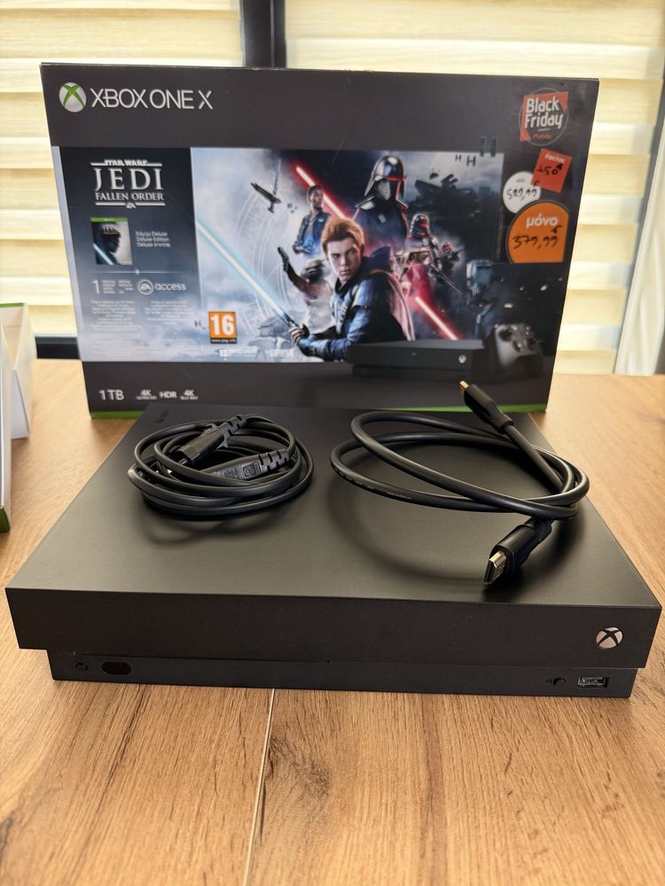 XBOX ONE X - 1TB/2 контролера/6 игри/8 GRIP-a/HDMI