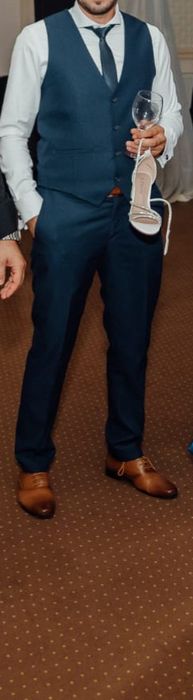 Costum bărbătesc masura 50 ca nou