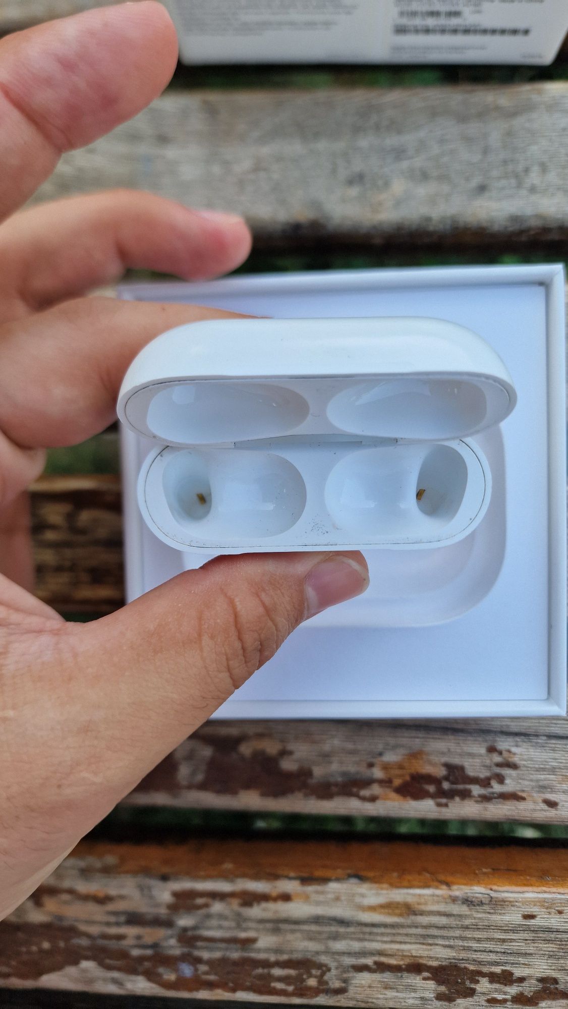 Airpods pro original в хорошем состоянии