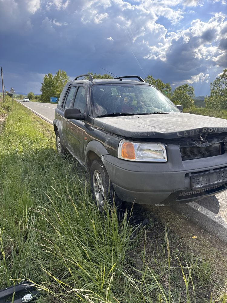 Dezmembrez land Rover freelander