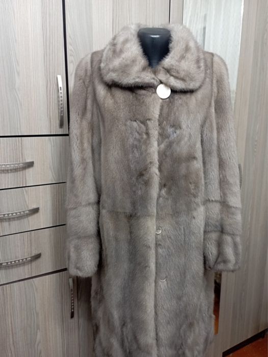 Продается шуба норковая