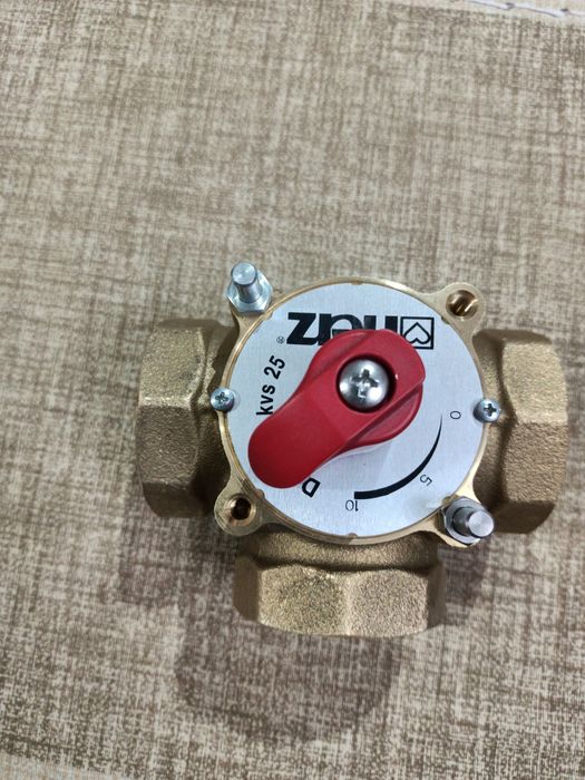 Vană cu servomotor herz 3 căi