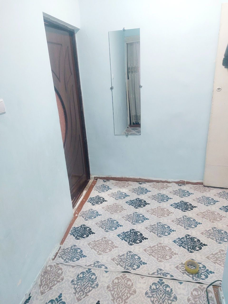 Uy sotiladi Qarshi shaxar 3-mkrayon Marka super marketi orqa tarafida