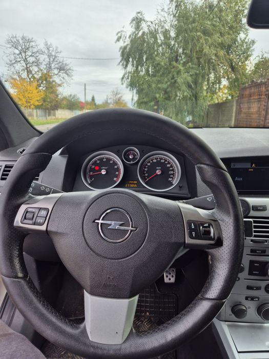 Vând Opel astra h gtc