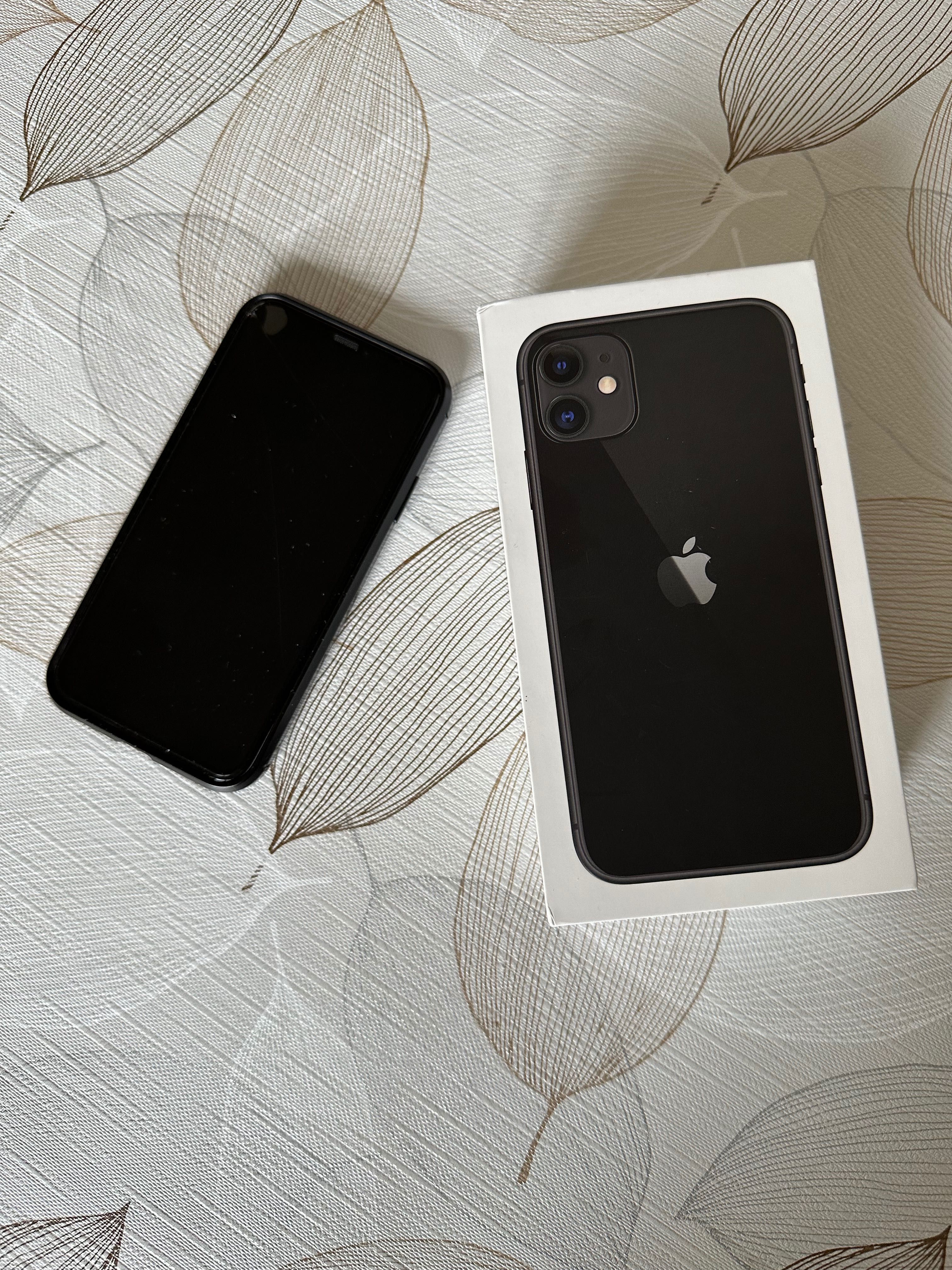 iPhone 11 black 64gb