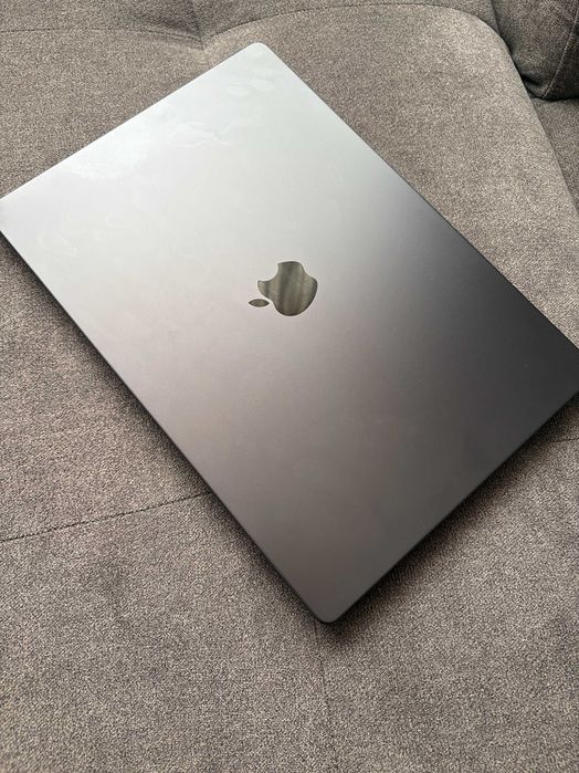 Apple Macbook Pro 16 M4 Pro 24 GB Ram Гаранция