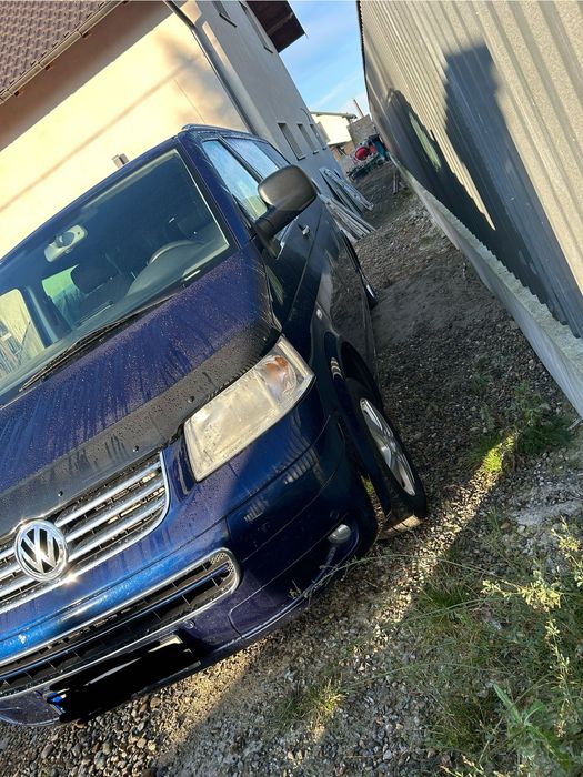 Vând Transporter 2010