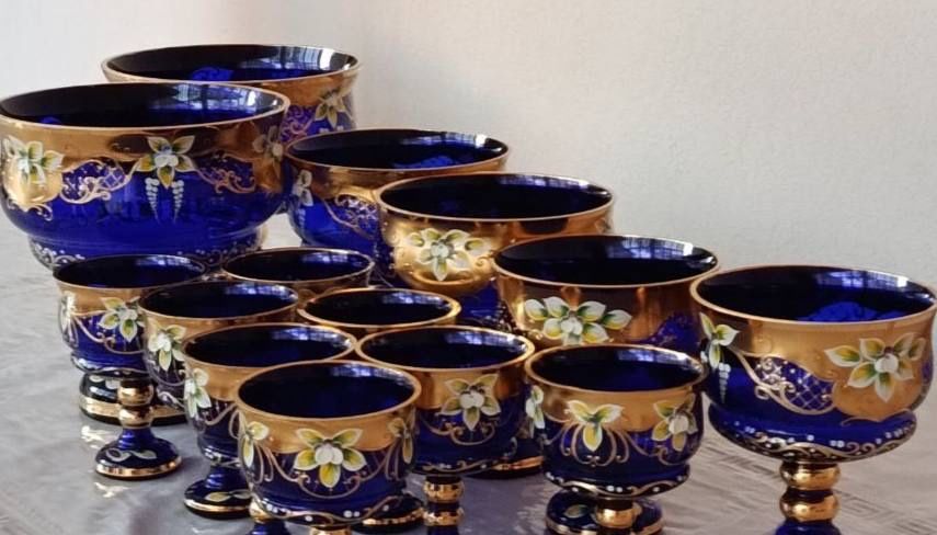 Продается набор ваз