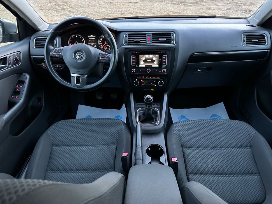 Volkswagen Jetta 1.2TSI COMFORTLINE